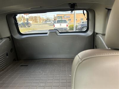 2019 Chevrolet Tahoe LT - Photo 8 - Fairview Heights, IL 62208