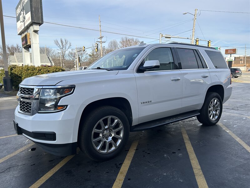 2019 Chevrolet Tahoe LT - Photo 3 - Fairview Heights, IL 62208