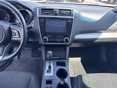 2018 Subaru Outback 2.5i Premium   - Photo 13 - Millstadt, IL 62260