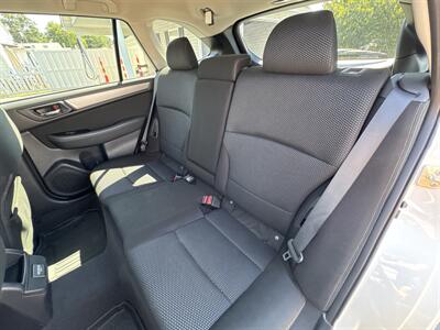 2018 Subaru Outback 2.5i Premium   - Photo 31 - Millstadt, IL 62260