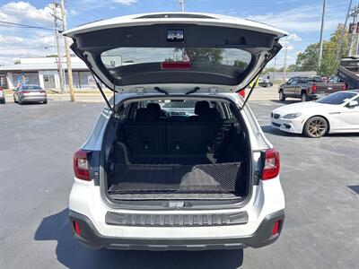 2018 Subaru Outback 2.5i Premium   - Photo 37 - Millstadt, IL 62260