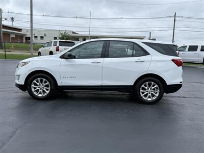2018 Chevrolet Equinox LS   - Photo 4 - Cahokia, IL 62206