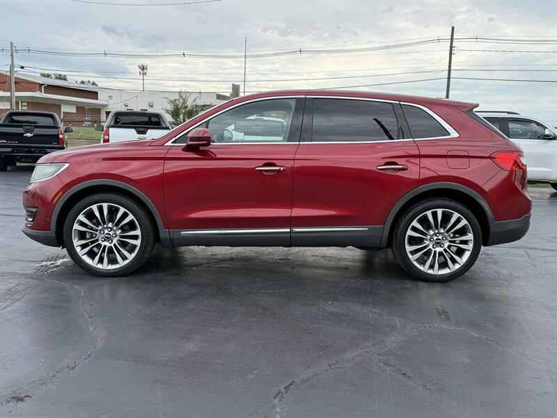 2016 Lincoln MKX Reserve - Photo 8 - Cahokia, IL 62206