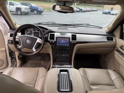 2013 Cadillac Escalade Luxury   - Photo 12 - Cahokia, IL 62206