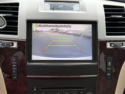 2013 Cadillac Escalade Luxury   - Photo 15 - Cahokia, IL 62206