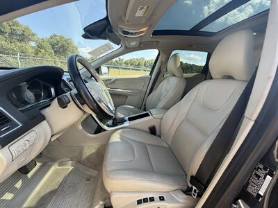 2015 Volvo XC60 T6 - Photo 7 - Cahokia, IL 62206