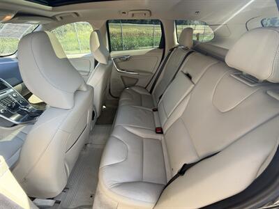 2015 Volvo XC60 T6 - Photo 8 - Cahokia, IL 62206