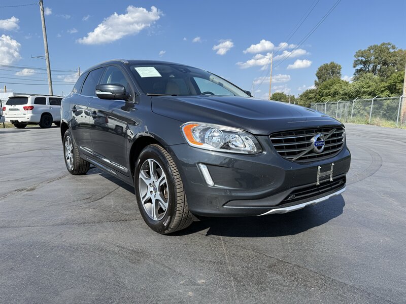 2015 Volvo XC60 T6 - Photo 5 - Cahokia, IL 62206