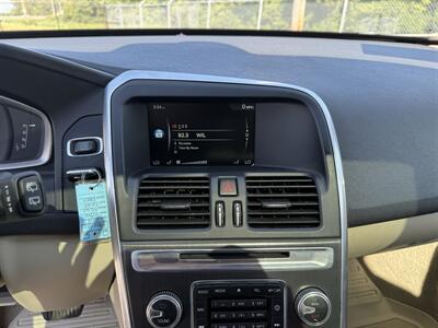 2015 Volvo XC60 T6 - Photo 12 - Cahokia, IL 62206