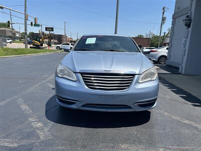 2013 Chrysler 200 LX   - Photo 6 - Fairview Heights, IL 62208