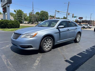 2013 Chrysler 200 LX   - Photo 3 - Fairview Heights, IL 62208