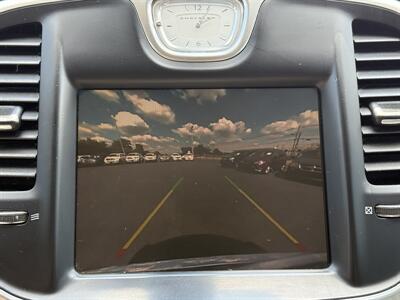 2016 Chrysler 300C   - Photo 15 - Cahokia, IL 62206