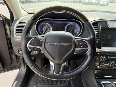 2016 Chrysler 300C   - Photo 13 - Cahokia, IL 62206