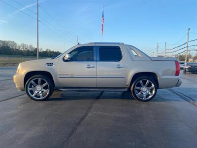 2011 Cadillac Escalade EXT Luxury   - Photo 5 - Cahokia, IL 62206