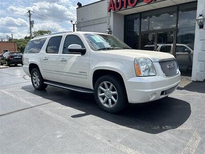 2013 GMC Yukon Denali   - Photo 2 - Fairview Heights, IL 62208