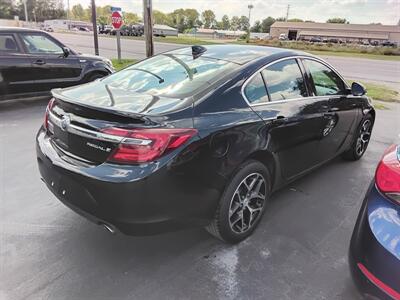 2017 Buick Regal Sport Touring - Photo 4 - Cahokia, IL 62206