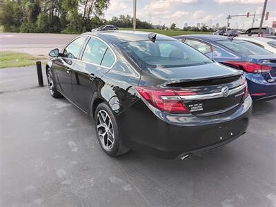 2017 Buick Regal Sport Touring - Photo 3 - Cahokia, IL 62206