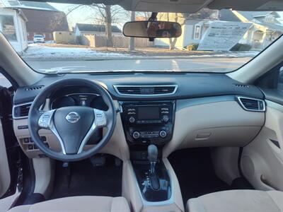 2016 Nissan Rogue S   - Photo 8 - Freeburg, IL 62243