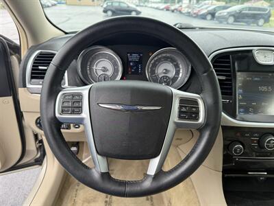 2012 Chrysler 300 Series Limited   - Photo 12 - Cahokia, IL 62206
