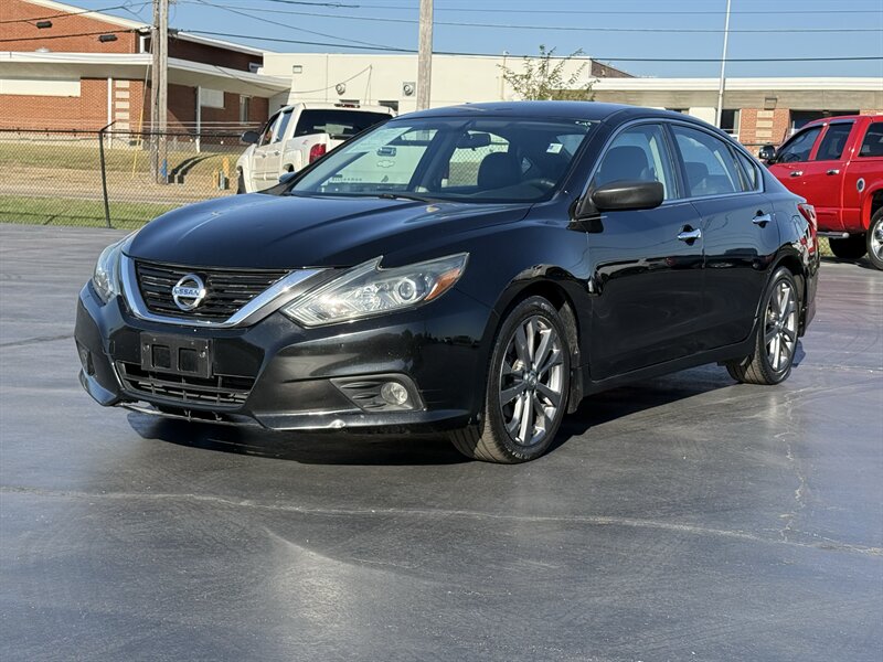 2018 Nissan Altima 2.5 S   - Photo 1 - Cahokia, IL 62206