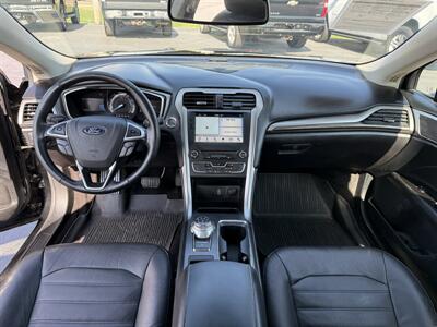 2017 Ford Fusion SE - Photo 11 - Cahokia, IL 62206
