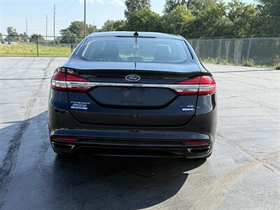 2017 Ford Fusion SE - Photo 8 - Cahokia, IL 62206