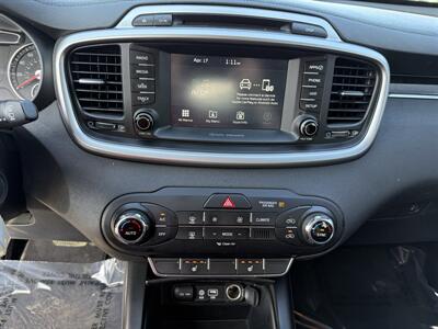 2017 Kia Sorento LX   - Photo 13 - Cahokia, IL 62206