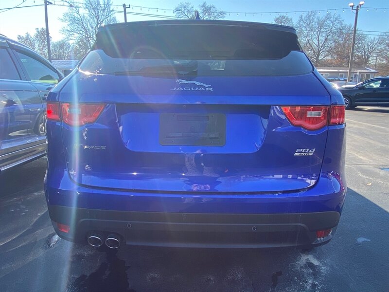 2018 Jaguar F-PACE 20d Premium - Photo 7 - Belleville, IL 62226
