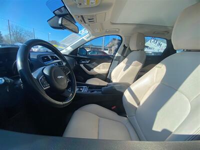 2018 Jaguar F-PACE 20d Premium - Photo 6 - Belleville, IL 62226