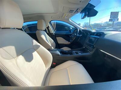 2018 Jaguar F-PACE 20d Premium - Photo 5 - Belleville, IL 62226