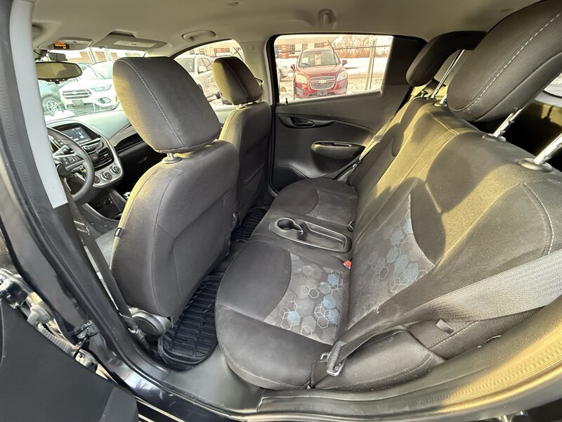 2016 Chevrolet Spark 1LT CVT - Photo 18 - Cahokia, IL 62206