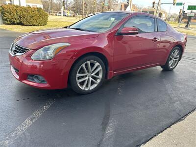 2010 Nissan Altima 3.5 SR   - Photo 3 - Fairview Heights, IL 62208