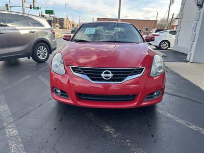 2010 Nissan Altima 3.5 SR   - Photo 6 - Fairview Heights, IL 62208