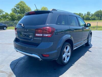 2017 Dodge Journey Crossroad   - Photo 5 - Cahokia, IL 62206