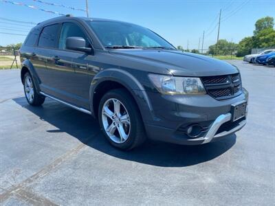 2017 Dodge Journey Crossroad   - Photo 3 - Cahokia, IL 62206