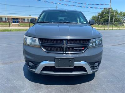 2017 Dodge Journey Crossroad   - Photo 2 - Cahokia, IL 62206