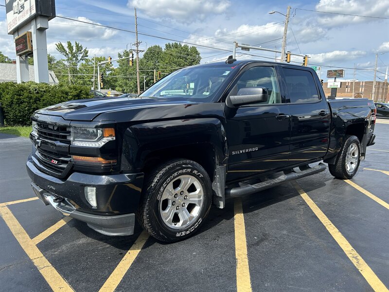 2016 Chevrolet Silverado 1500 LT - Photo 3 - Fairview Heights, IL 62208