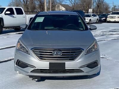 2017 Hyundai SONATA SE   - Photo 2 - Cahokia, IL 62206