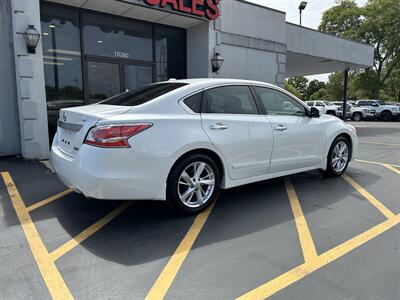2014 Nissan Altima 2.5   - Photo 4 - Fairview Heights, IL 62208