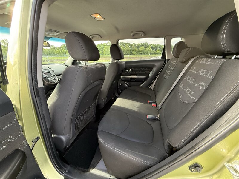 2013 Kia Soul ! - Photo 11 - Cahokia, IL 62206