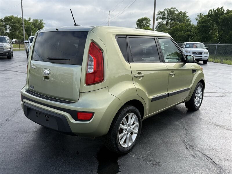 2013 Kia Soul ! - Photo 8 - Cahokia, IL 62206