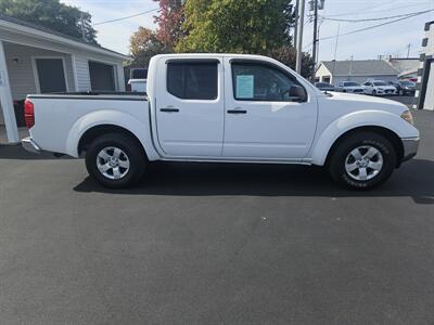 2011 Nissan Frontier SV   - Photo 3 - Millstadt, IL 62260