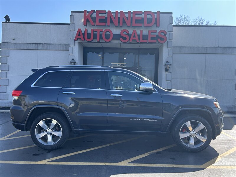 2014 Jeep Grand Cherokee Overland   - Photo 1 - Fairview Heights, IL 62208