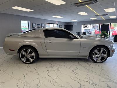 2006 Ford Mustang GT Premium - Photo 1 - Millstadt, IL 62260