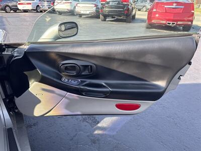 2000 Chevrolet Corvette   - Photo 10 - Millstadt, IL 62260