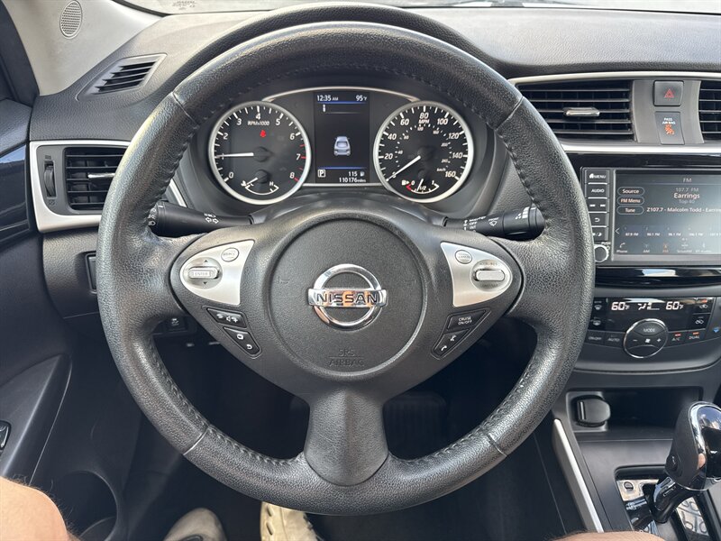 2019 Nissan Sentra SL - Photo 13 - Millstadt, IL 62260