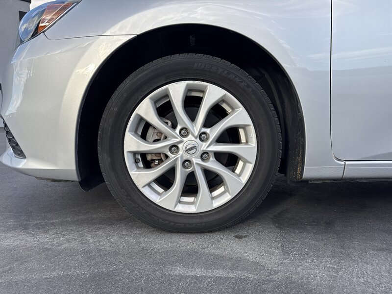 2019 Nissan Sentra SL - Photo 9 - Millstadt, IL 62260