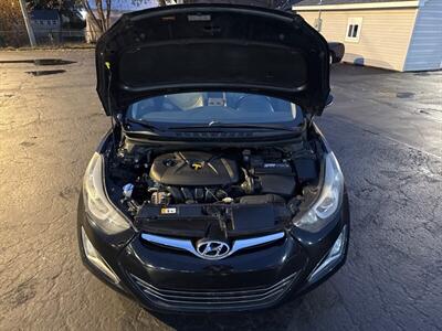 2016 Hyundai ELANTRA Limited - Photo 9 - Millstadt, IL 62260