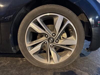 2016 Hyundai ELANTRA Limited - Photo 12 - Millstadt, IL 62260