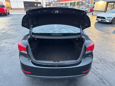 2016 Hyundai ELANTRA Limited - Photo 10 - Millstadt, IL 62260